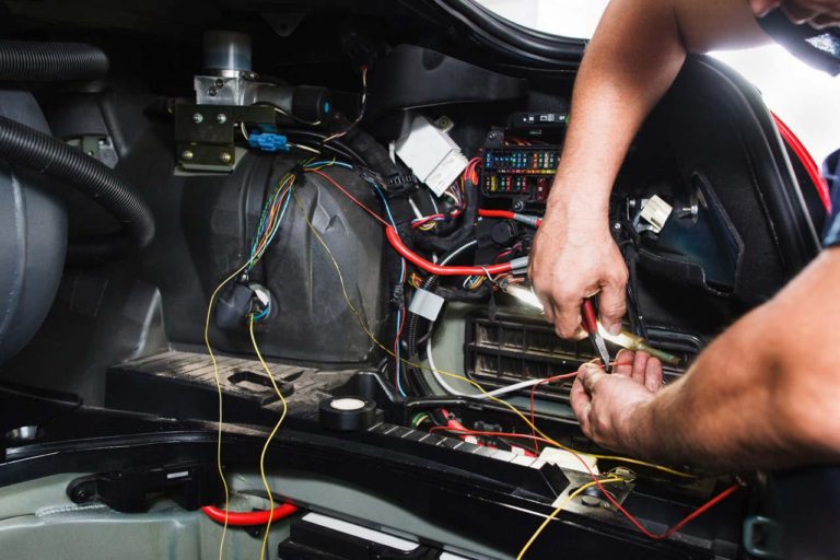 Reparatii profesionale ale sistemului electric la service auto Vitan Bucuresti