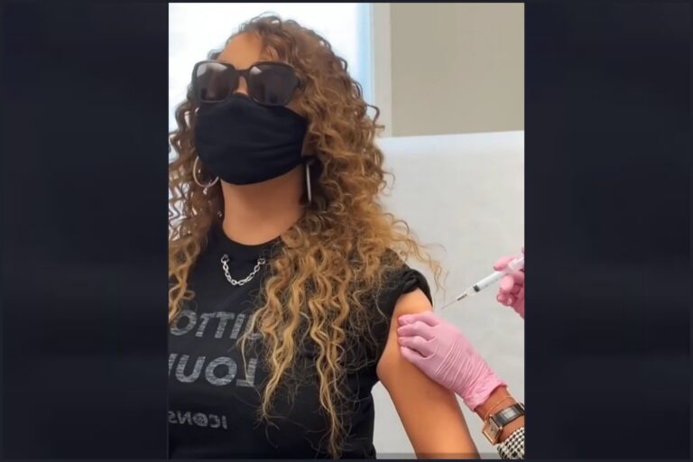 Mariah Carey atinge o notă înaltă în timp ce se vaccinează anti-COVID