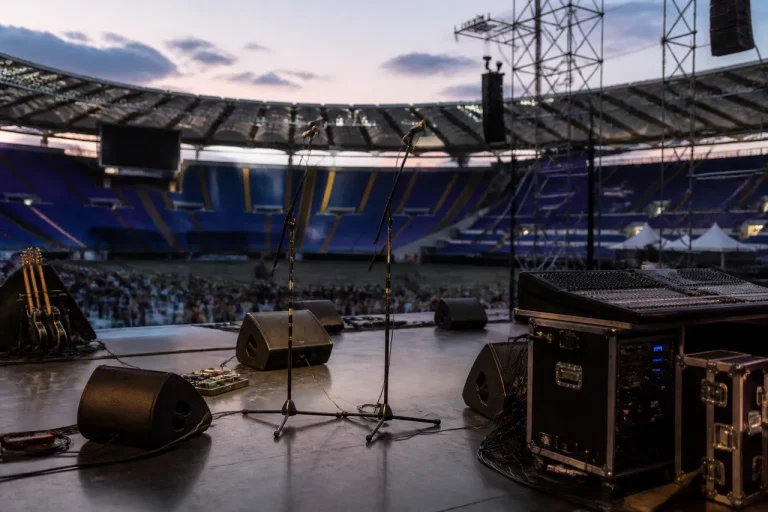 Geolier și Achille Lauro lansează „Per noi” după duetul de la Olimpico