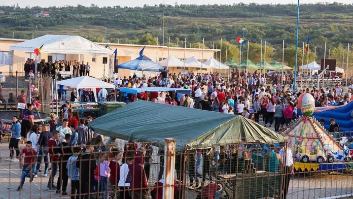 Primăriile au cheltuit peste 40 de milioane de lei pe spectacolele verii