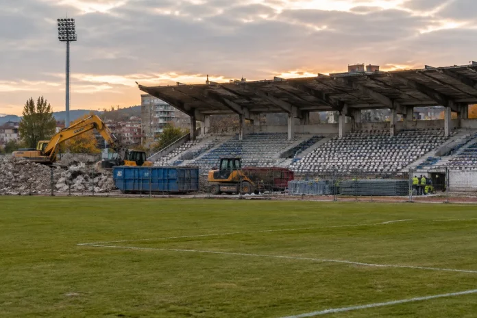 Un stadion vechi de 66 de ani va fi demolat pentru o nouă arenă modernă