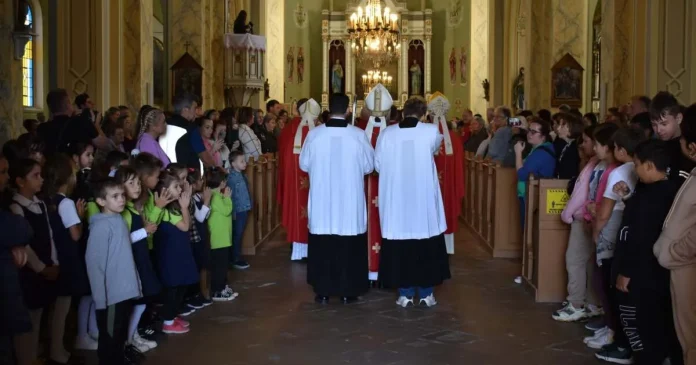 Zilele Sfântului Gerard revin la Cenad cu muzică, liturghie și tradiții bănățene Zilele Sfântului Gerard revin la Cenad cu muzică, liturghie și tradiții bănățene