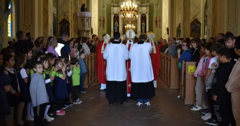 Zilele Sfântului Gerard revin la Cenad cu muzică, liturghie și tradiții bănățene
